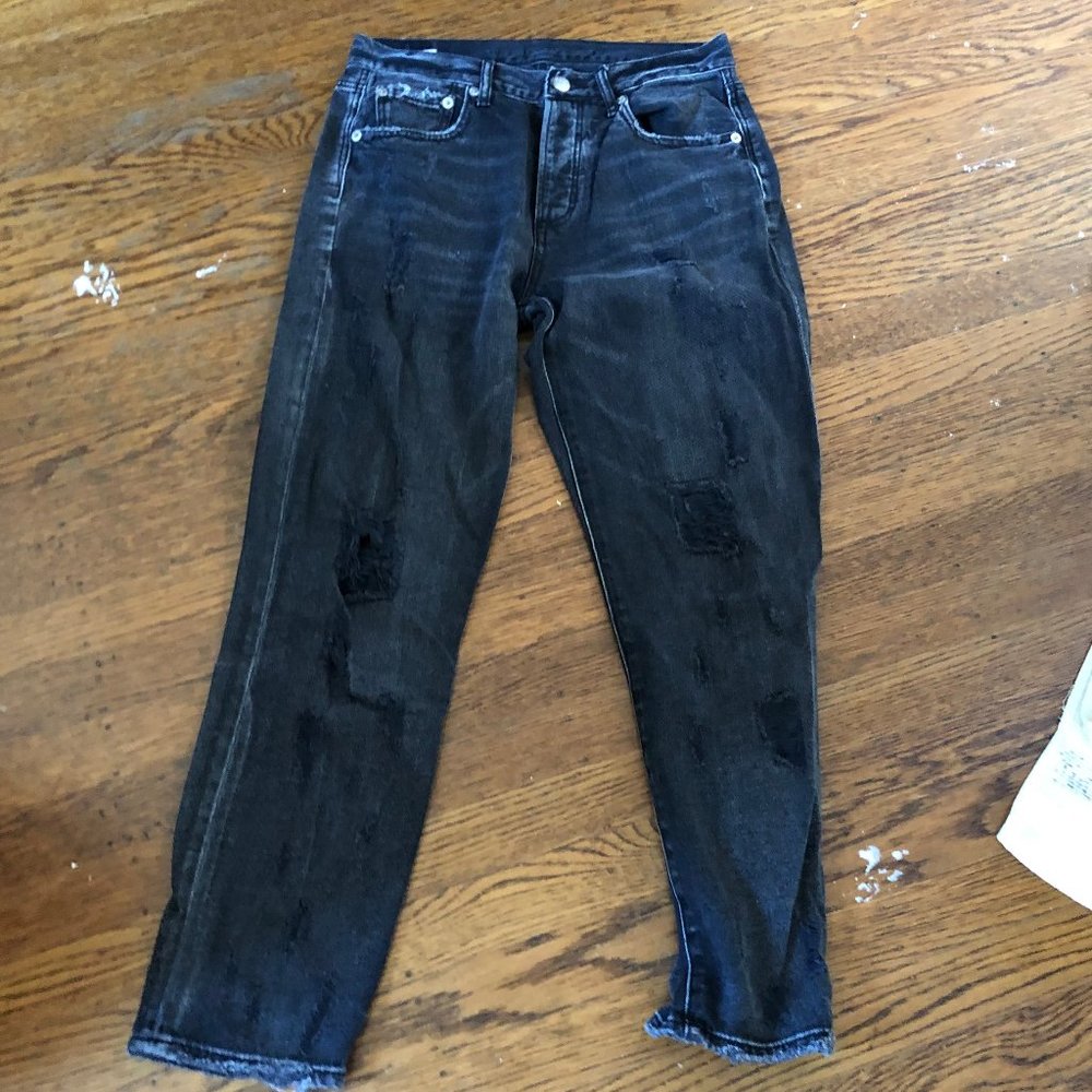 American Eagle Outfitters Distressed Girlfriend
